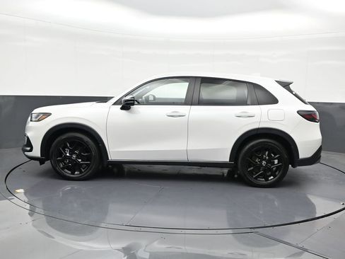 Used 2025 Honda HR-V Sport image 2