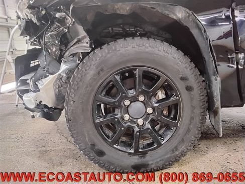 Used 2021 Toyota Tundra SR5 w/ SR5 Upgrade Package AWD/4WD image 20