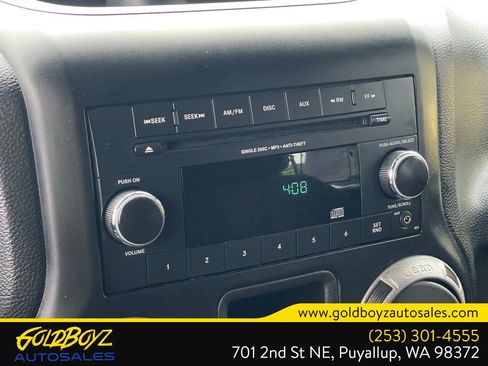 Used 2014 Jeep Wrangler Unlimited Sport AWD/4WD image 35