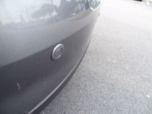 Used 2025 Nissan Versa SV FWD image 35