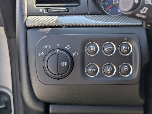 Used 2016 Maserati GranTurismo Sport image 14