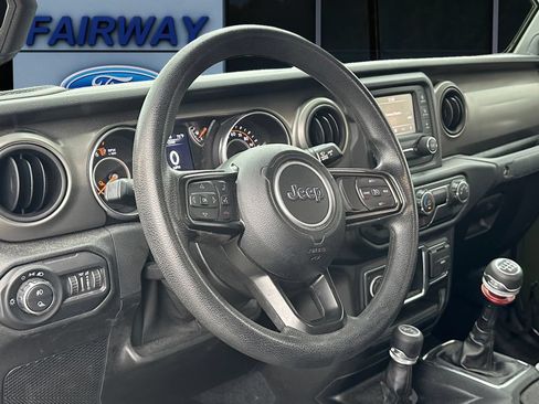 Used 2021 Jeep Gladiator Sport AWD/4WD image 13