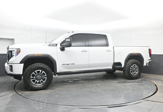 Used 2022 GMC Sierra 2500 AT4 w/ AT4 Preferred Package AWD/4WD image 11