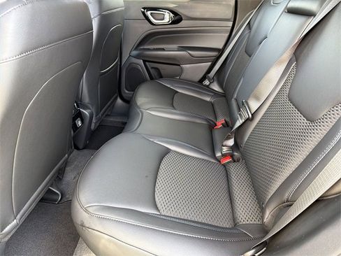 New 2026 Jeep Compass Latitude image 18