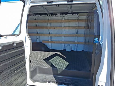 Used 2024 Chevrolet Express 2500 w/ Driver Convenience Package image 10