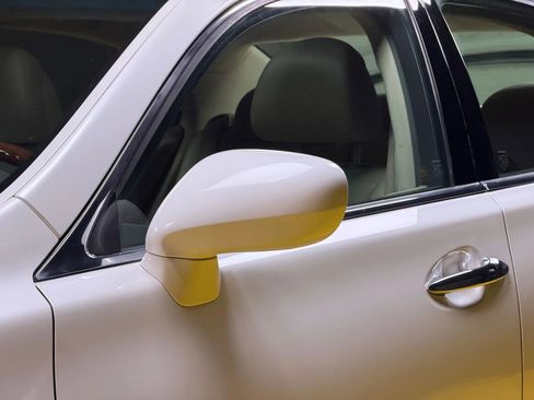 Used 2009 Lexus LS 460 AWD w/ Comfort Seating Pkg image 9