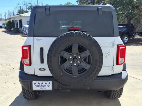 Used 2024 Ford Bronco Black Diamond image 29