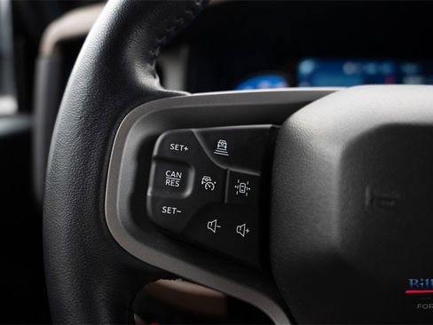 Certified 2023 Ford Bronco Outer Banks w/ Sasquatch Package image 22