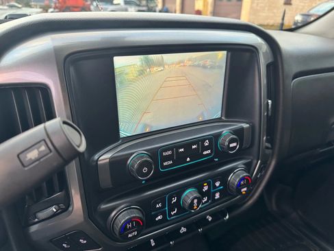 Used 2019 Chevrolet Silverado 1500 LT w/ All Star Edition image 18
