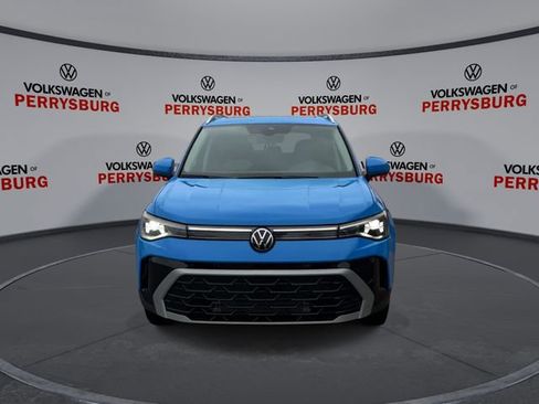 New 2026 Volkswagen Taos SEL AWD/4WD image 3