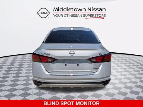 Used 2023 Nissan Altima 2.5 SV AWD/4WD image 4