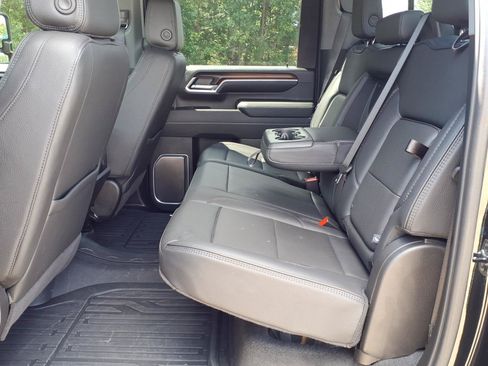 Used 2025 GMC Sierra 2500 Denali w/ Denali Reserve Package AWD/4WD image 4