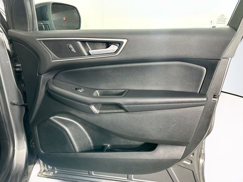 Used 2023 Ford Edge SEL image 30