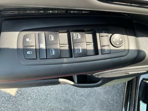 Used 2025 Dodge Durango GT AWD/4WD image 35
