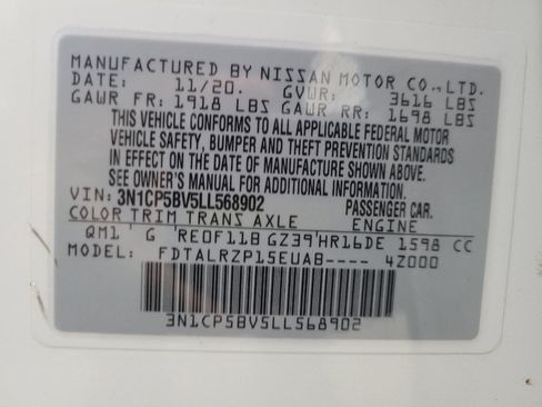 Used 2020 Nissan Kicks S image 33