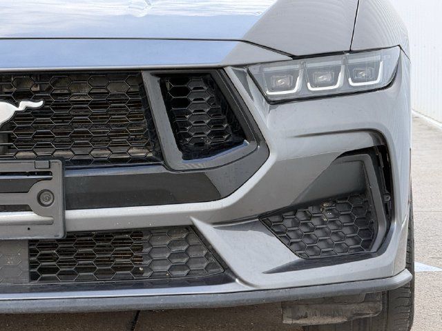 Used 2025 Ford Mustang GT RWD image 7