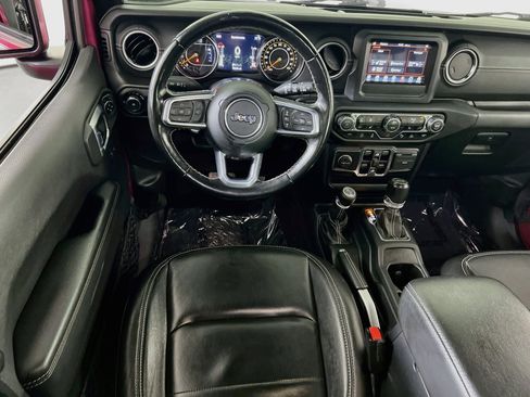 Used 2021 Jeep Wrangler Unlimited Sahara w/ LED Lighting Group AWD/4WD image 21