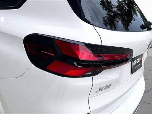 Used 2026 BMW X5 sDrive40i w/ M Sport Package RWD image 27