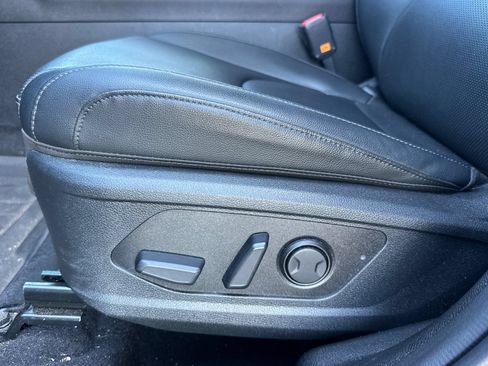 Used 2025 Kia Sportage SX FWD image 13
