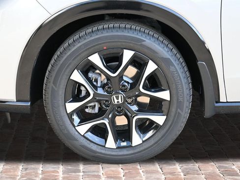 New 2026 Honda HR-V EX-L image 35