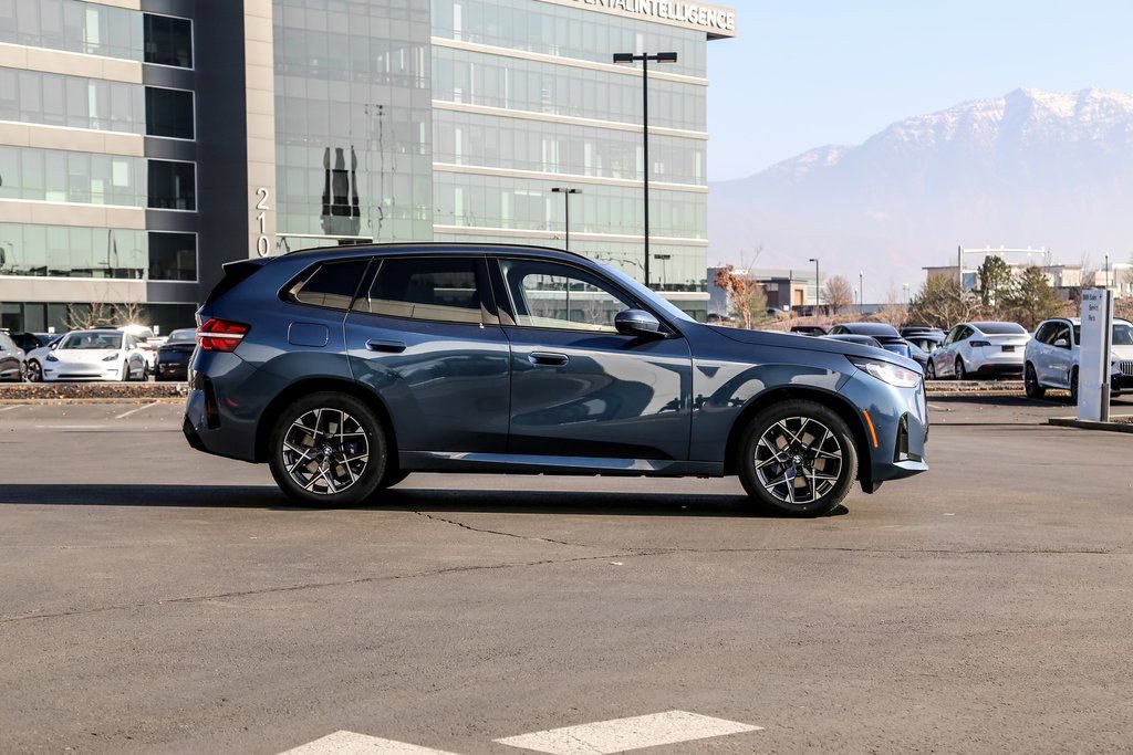 Used 2026 BMW X3 xDrive30i w/ Premium Package AWD/4WD image 6