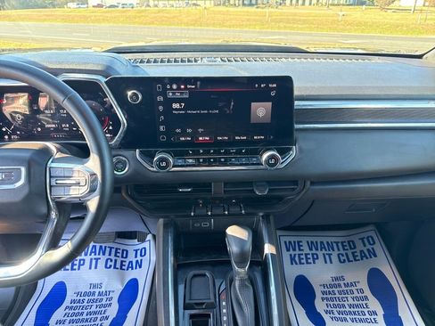 Used 2024 GMC Canyon Elevation w/ Convenience Package image 23