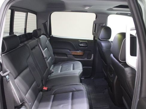 Used 2018 Chevrolet Silverado 1500 High Country AWD/4WD image 30