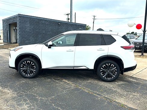 New 2026 Nissan Rogue Platinum AWD/4WD image 5