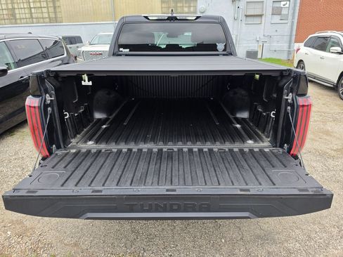 Used 2023 Toyota Tundra Platinum AWD/4WD image 8