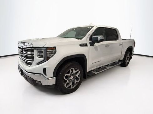 Used 2025 GMC Sierra 1500 SLT w/ SLT Premium Plus Package AWD/4WD image 3