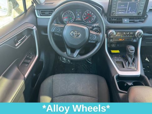 Used 2021 Toyota RAV4 XLE image 20