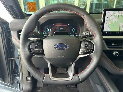 Used 2026 Ford Explorer ST-Line w/ ST-Line Street Pack RWD image 25