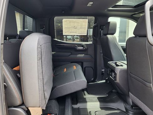 New 2026 GMC Sierra 1500 AT4 w/ AT4 Premium Package AWD/4WD image 45