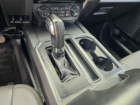 Used 2015 Ford F150 XLT w/ Equipment Group 302A Luxury image 9