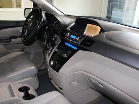Used 2013 Honda Odyssey EX-L image 31
