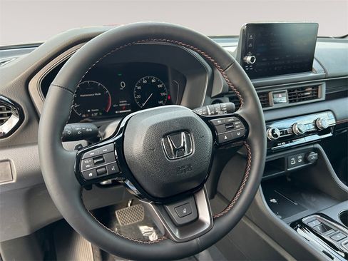 New 2025 Honda Pilot TrailSport image 12