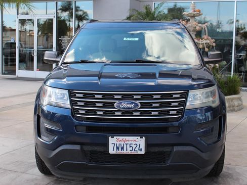 Used 2017 Ford Explorer 4WD image 4