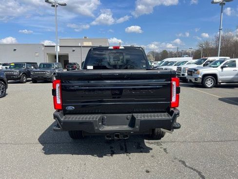 New 2025 Ford F350 Platinum w/ FX4 Off-Road Package image 4