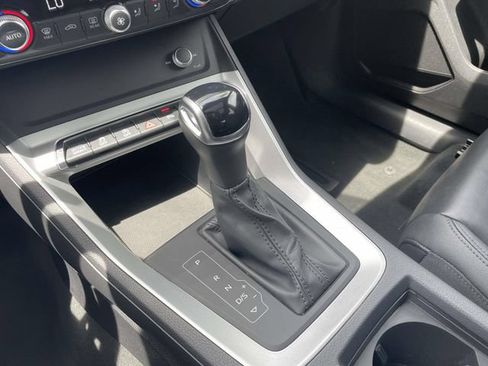 Used 2025 Audi Q3 2.0T Premium AWD/4WD image 32