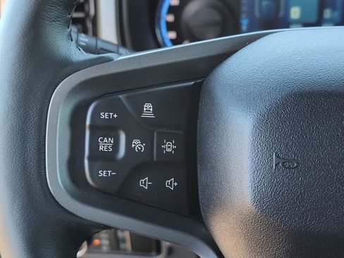 Used 2023 Ford Bronco Wildtrak image 25