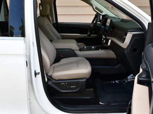 Used 2022 Ford Expedition Limited AWD/4WD image 49
