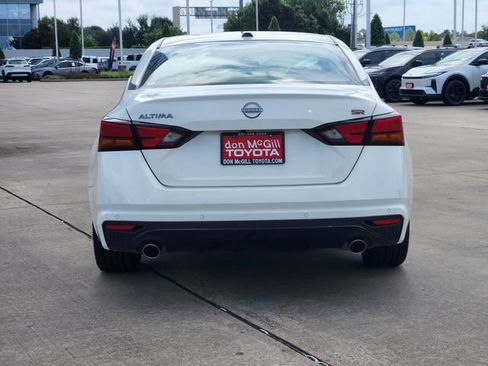 Used 2026 Nissan Altima 2.5 SR FWD image 6