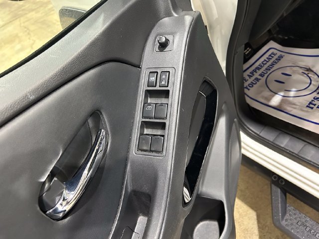 Used 2022 Nissan Frontier PRO-4X AWD/4WD image 17