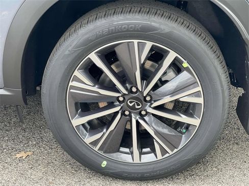 New 2026 INFINITI QX60 Luxe w/ Cargo Package image 11