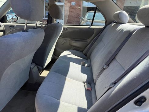 Used 2002 Toyota Corolla LE image 11