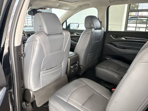 Used 2018 Buick Enclave Premium image 11