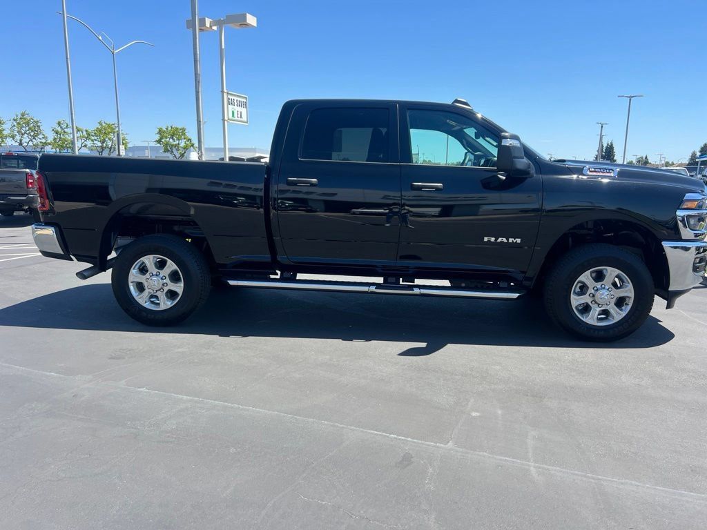 Used 2026 RAM 2500 Big Horn AWD/4WD image 13