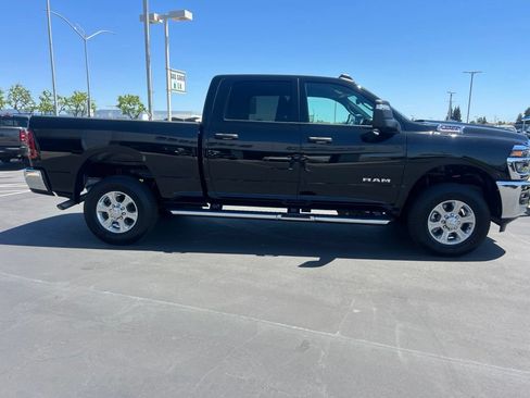 Used 2026 RAM 2500 Big Horn AWD/4WD image 13
