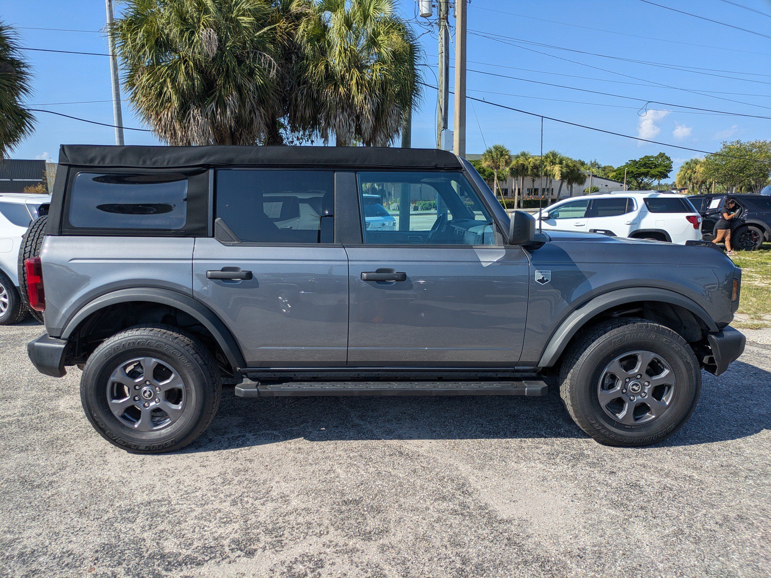 Used 2023 Ford Bronco Big Bend AWD/4WD image 3