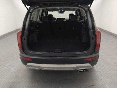 Used 2020 Kia Telluride S w/ S 8 Passenger Seating Package FWD image 29